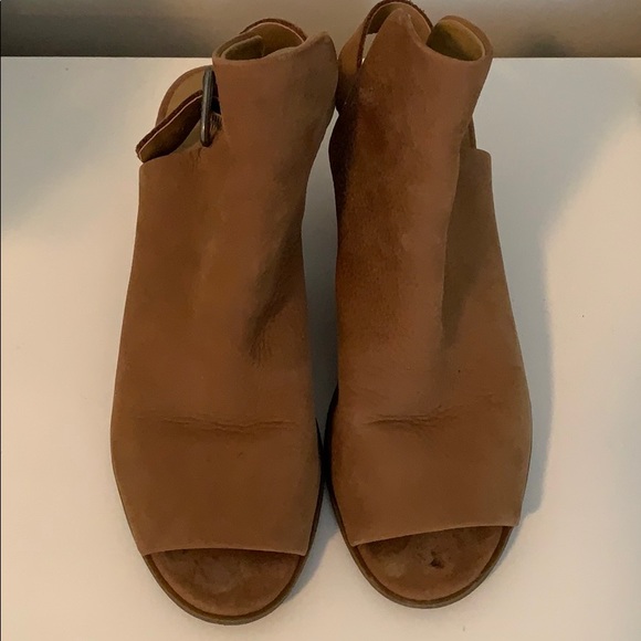 Lucky Brand Peep Toe - Picture 2 of 3